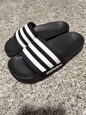 Adidas Black and White Kids Slide Sandals SZ13